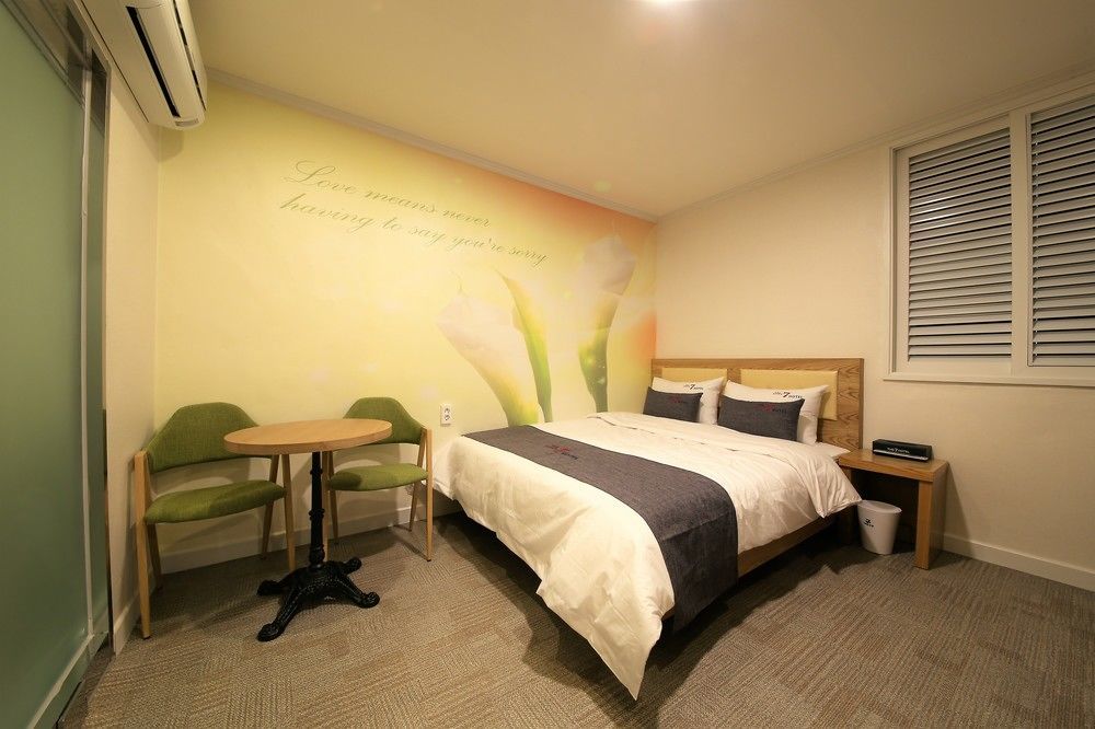 The 7 Hotel โพฮัง ภายนอก รูปภาพ