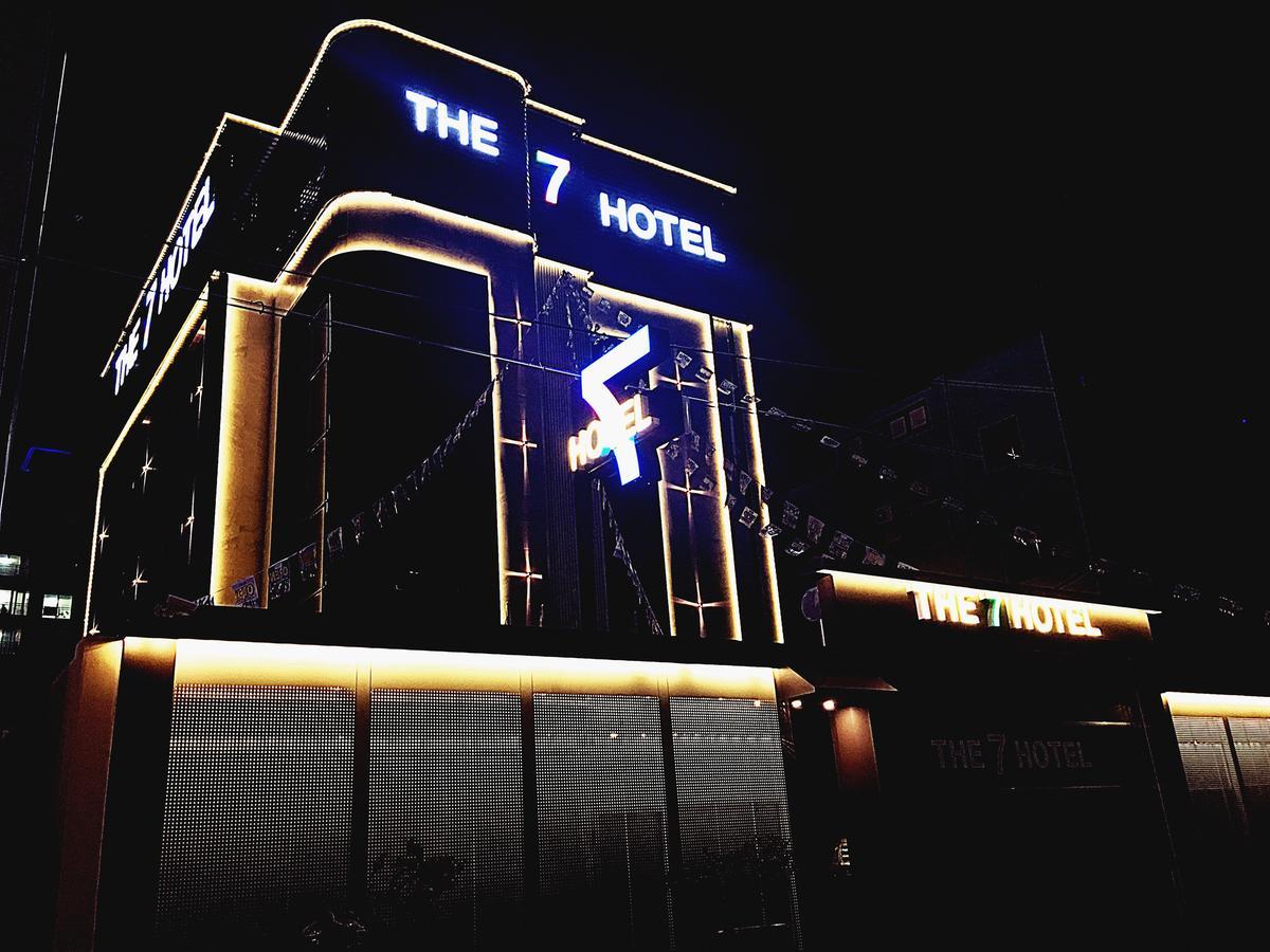 The 7 Hotel โพฮัง ภายนอก รูปภาพ