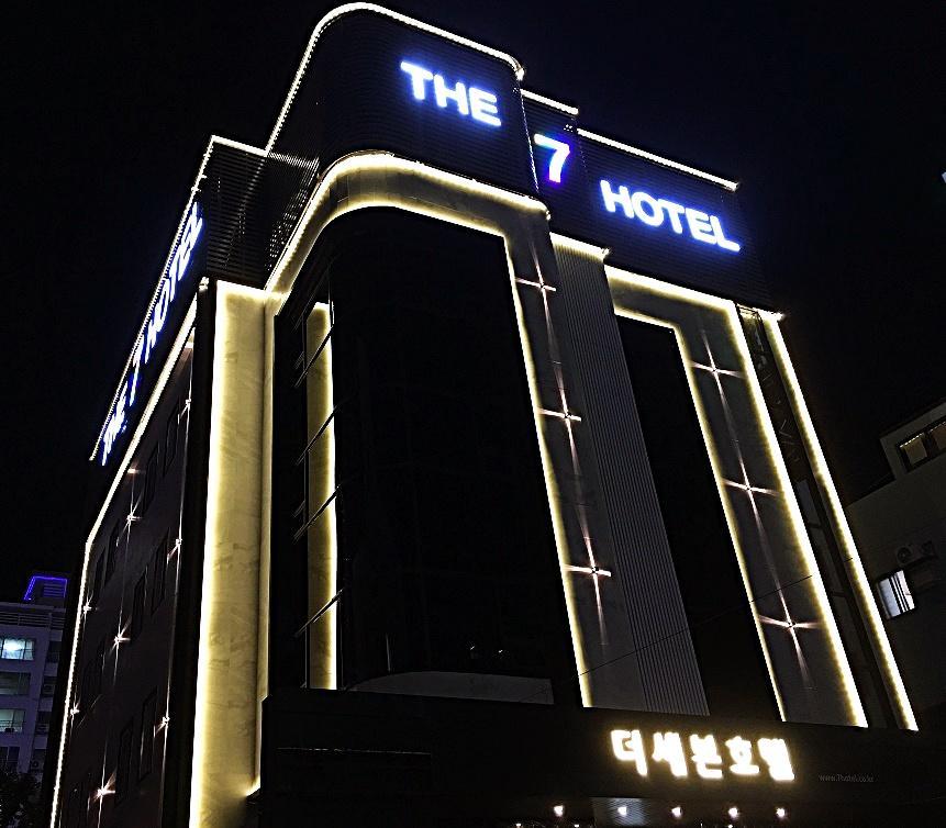 The 7 Hotel โพฮัง ภายนอก รูปภาพ